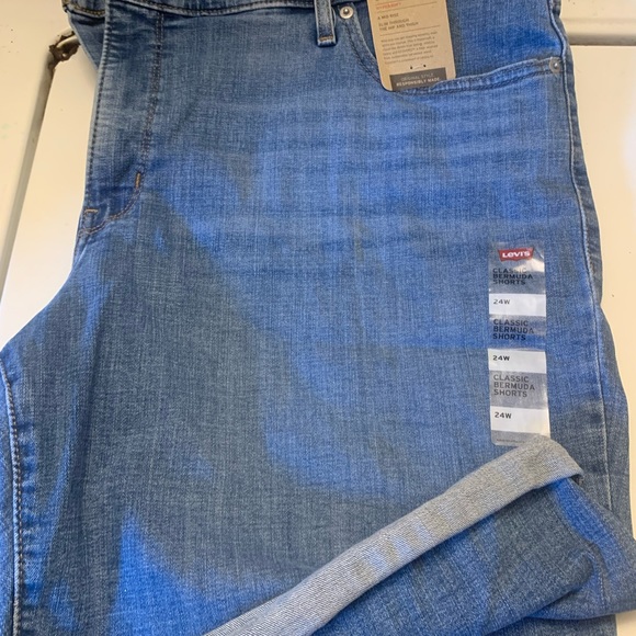 Brand new pairs of jeans! - Picture 10 of 13